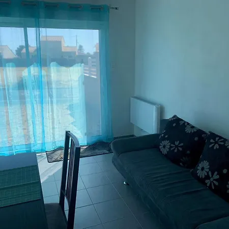 Vila La Grisot De La Hilaire